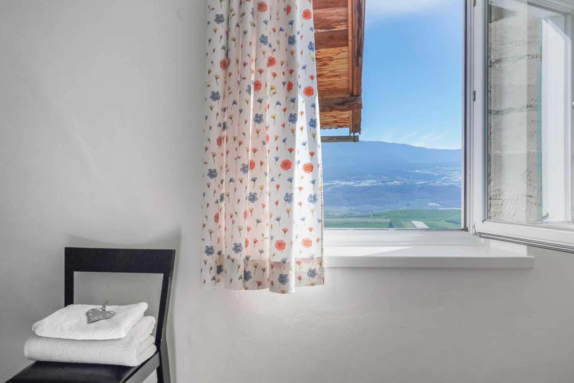 Appartamento La Sortiva Cles Bagian luar foto